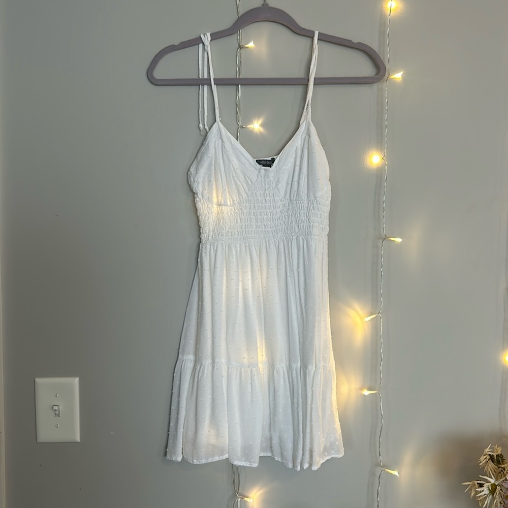 White Flowy Sun Dress 🕊️🤍